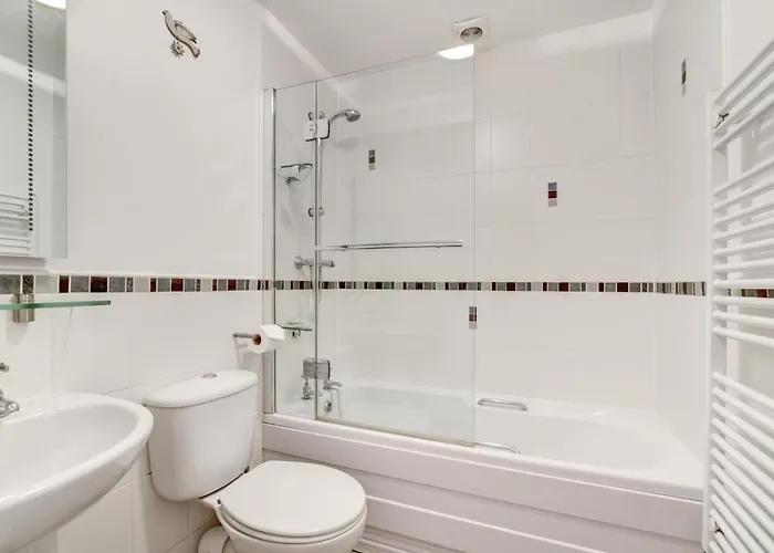 2 Bed In Oc-gl124 公寓 鲍内斯温德米尔